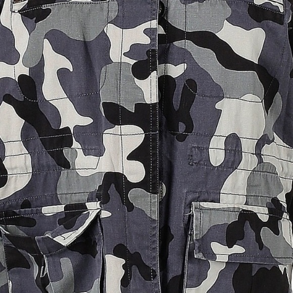 ROMEO + JULIET COUTURE Army Camo Jacket Grey Black Size Medium M - Picture 6 of 9